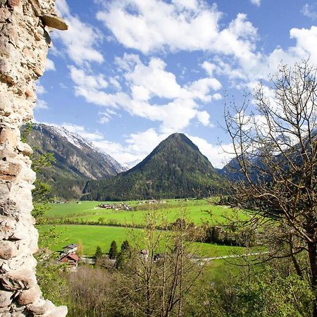 Apartment In Neukirchen With A Balcony Neukirchen am Grossvenediger Luaran gambar