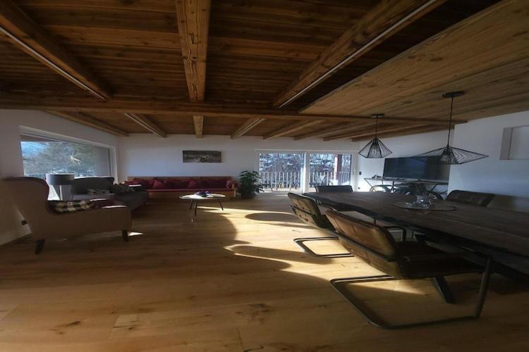 Apartment In Neukirchen With A Balcony Neukirchen am Grossvenediger Luaran gambar